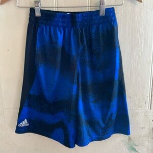 Adidas shorts M (10/12)